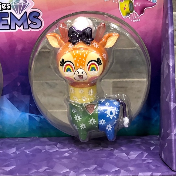 Funko Snapsies Gems - Picture 3 of 6